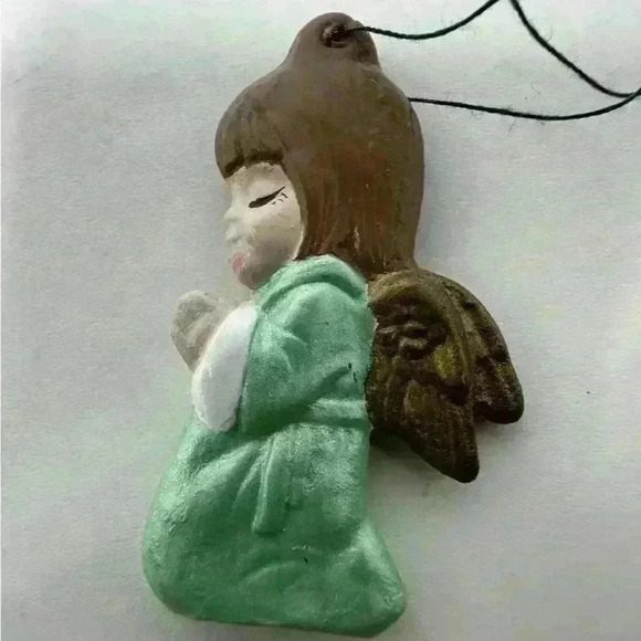 Miniature Ceramic Soldier (1) And 2 Angel Ornaments - Picture 4 of 8